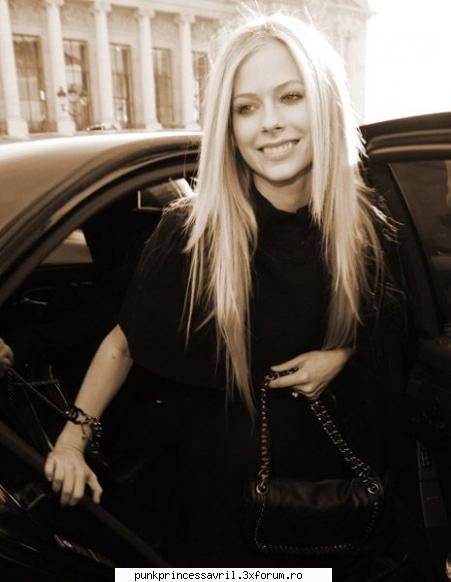 Poze Avril - sistematik - Album foto