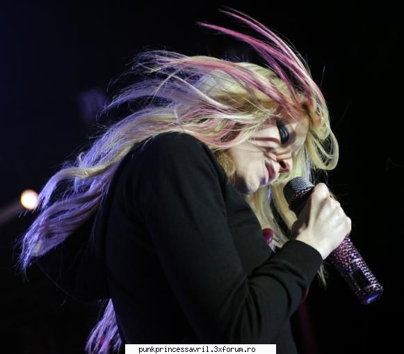 Poze Avril - avril@me - Album foto