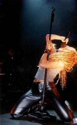 Shakira - punkdanutza - Alte vedete