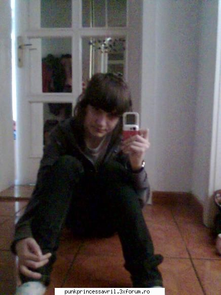 haideti sa ne cunoastem mai bine!!! - hi loome sunt noua pe aici si mi se pare ff cool - Despre noi