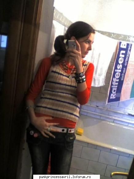haideti sa ne cunoastem mai bine!!! - Lucy_loves_Avril - Despre noi