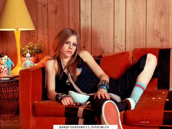 poza cool avril - punkdanutza - Album foto