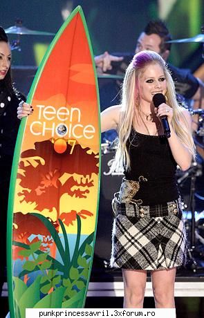 poze avril live!! - punkdanutza - Album foto